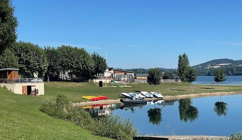 Villa Le Menhir 4 Ch Au Bord Du Lac Et Terrasse Villefranche-de-Panat Buitenkant foto