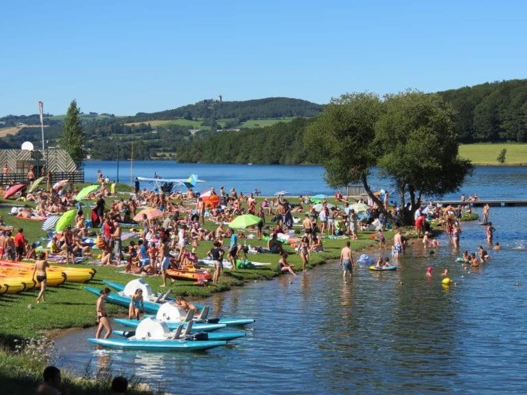 Villa Le Menhir 4 Ch Au Bord Du Lac Et Terrasse Villefranche-de-Panat Buitenkant foto